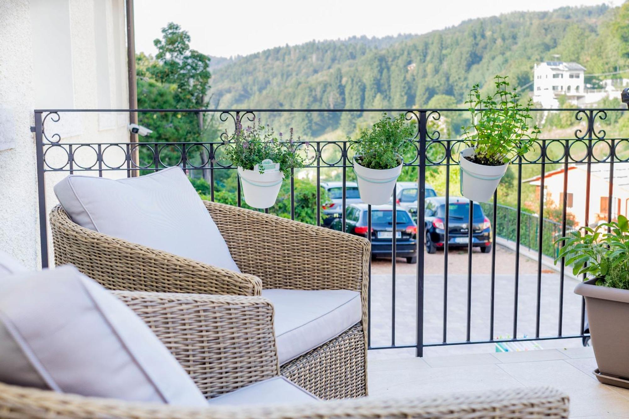 Casa Leon D'Oro Hotell Bosco Chiesanuova Exteriör bild