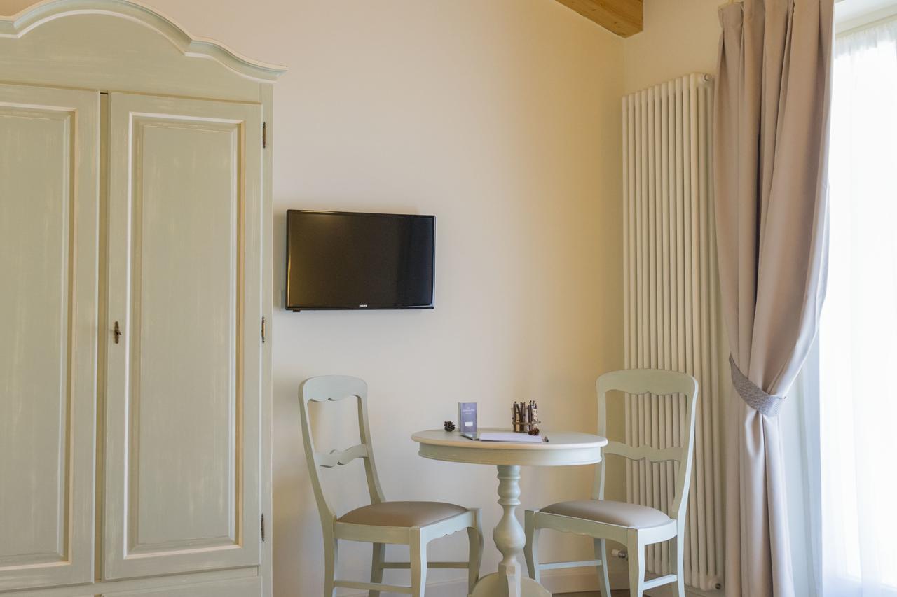 Casa Leon D'Oro Hotell Bosco Chiesanuova Exteriör bild